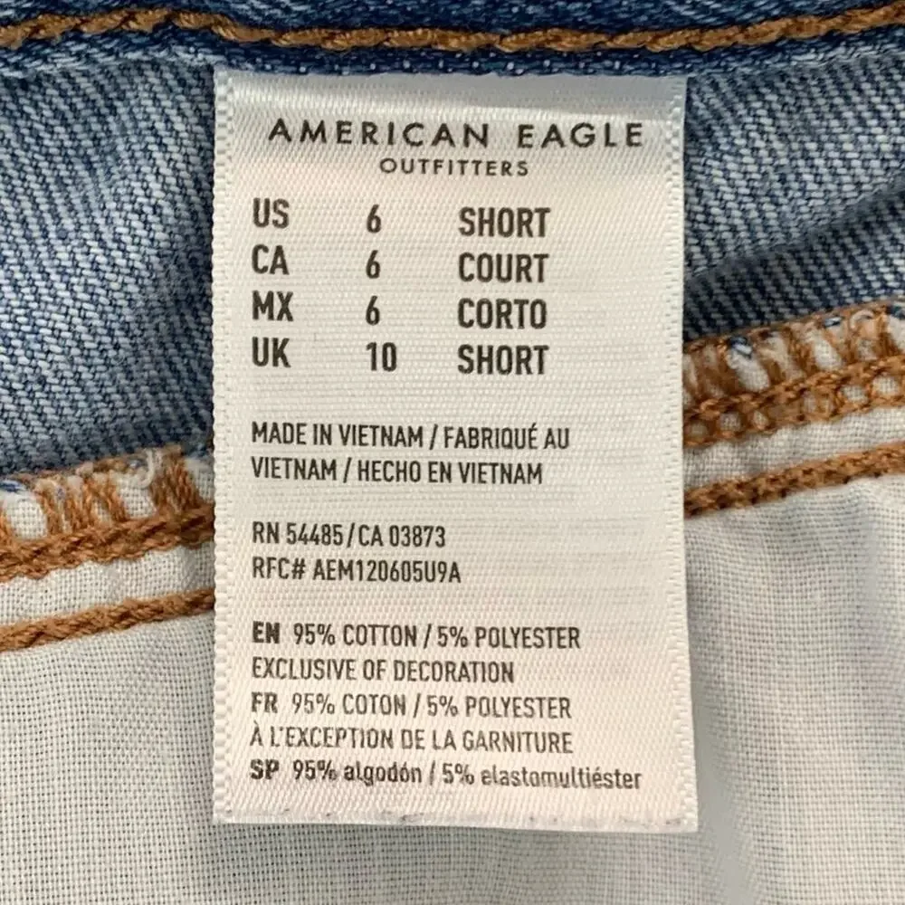American Eagle Women's Ripped Mom Jean Distressed Jeans -  Size:  6 (Short) - Picture 14 of 15